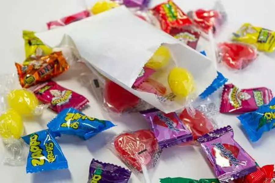 Lollies & Chocolate * | Sunshine Confectionery Outlet Lolly Bags White Paper Old Aussie Favourites & Classic Retro Lollies