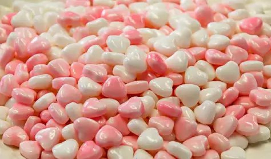 Lollies & Chocolate * | Ait Bulk Chocolate & Lollies Pink And White Hearts Candies 1Kg