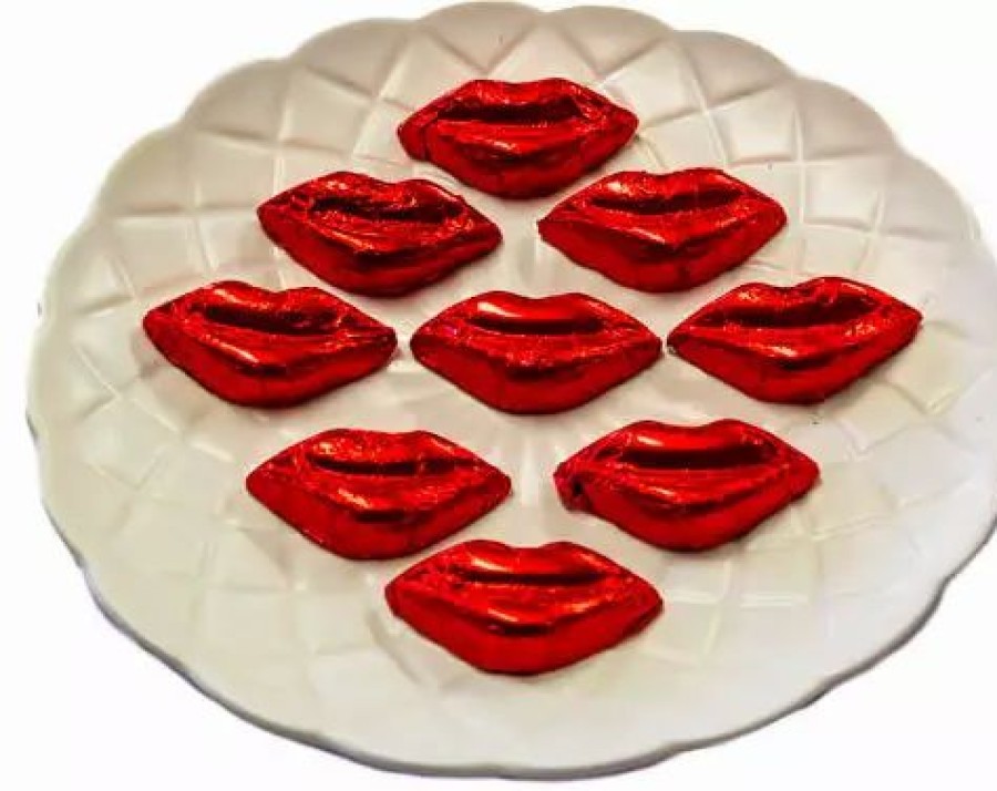 Lollies & Chocolate * | Chocolate Gems Kisses Milk Chocolate Lips In Red Foil 400G