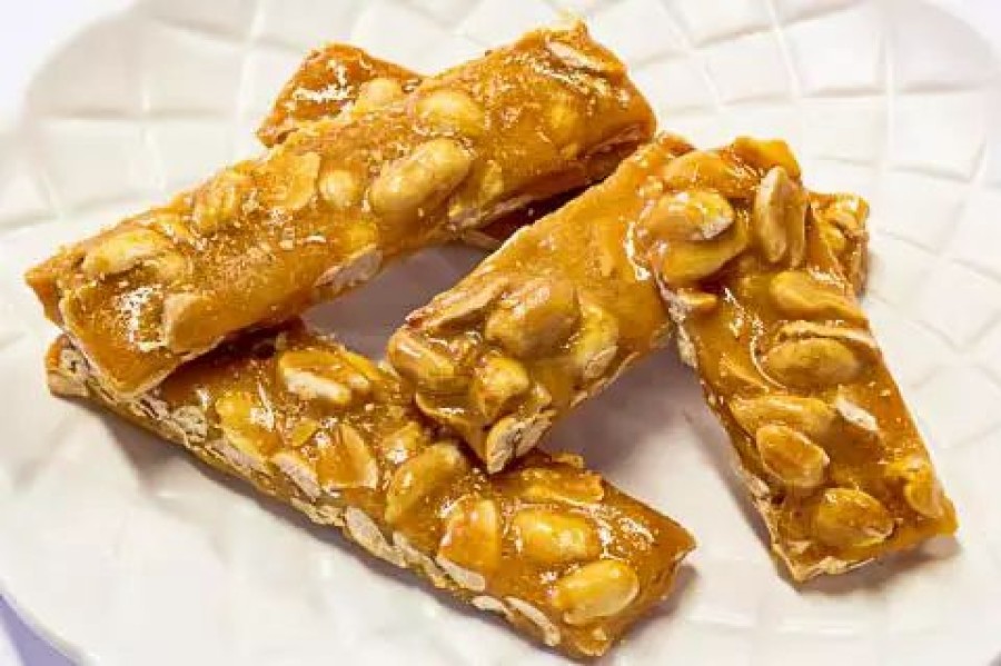 Seasonal Treats * | Kelly'S Confectionery Peanut Brittle 3Kg Old Aussie Favourites & Classic Retro Lollies