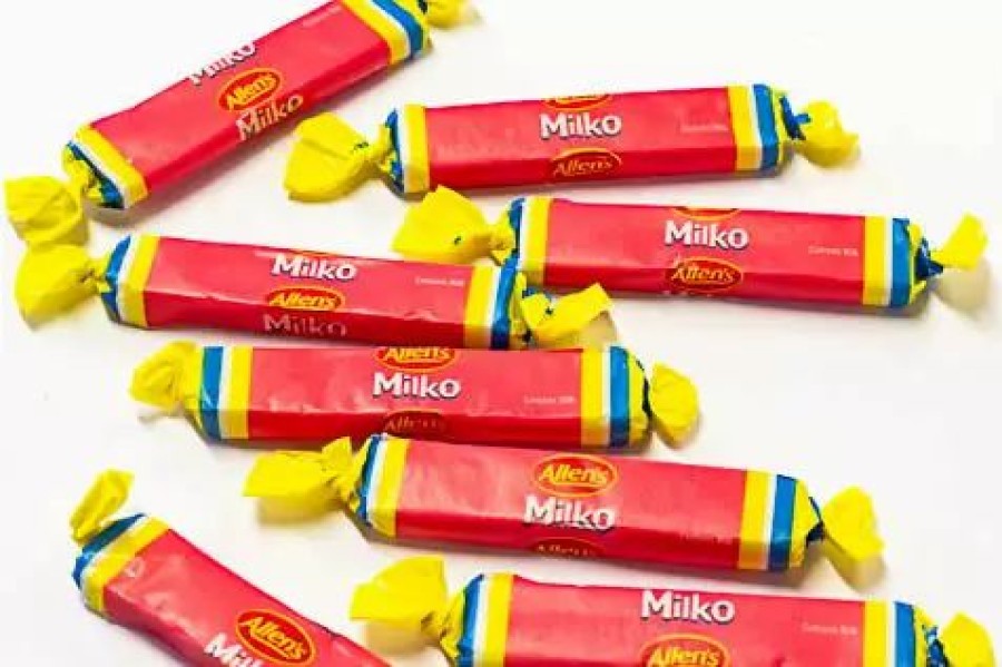 Lollies & Chocolate * | Allen'S Milko Sticks By Allens Old Aussie Favourites & Classic Retro Lollies