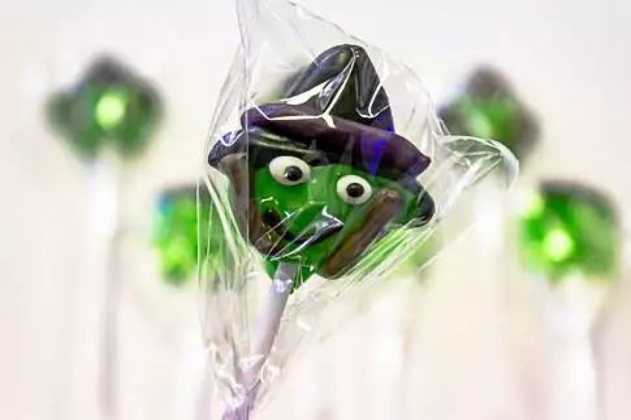 Lollies & Chocolate * | Lolliland Halloween Witch And Frankenstein Lollipops