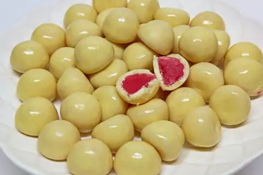 Colour Theme * | Everfresh Confectionery White-Coloured Lollies White Chocolate Raspberries