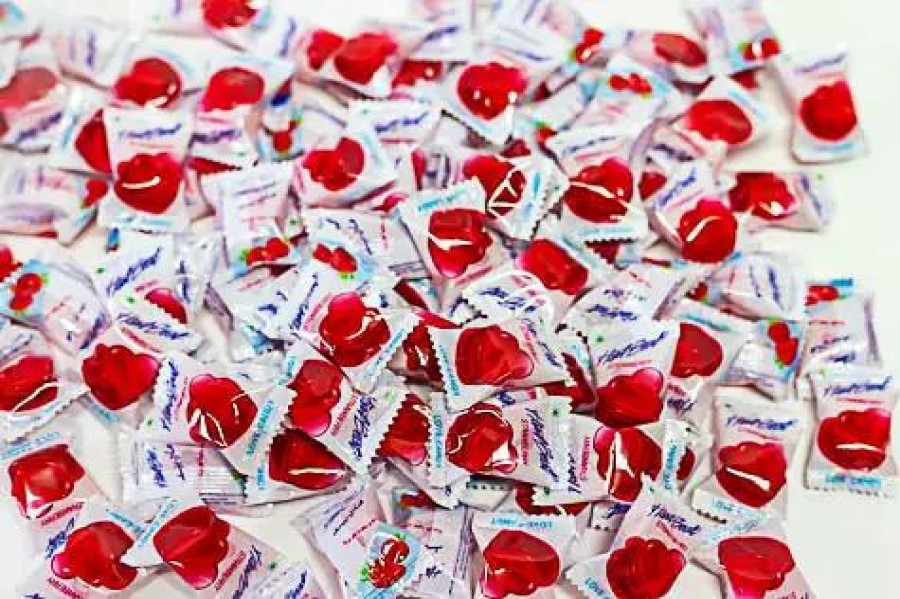 Lollies & Chocolate * | Candy Brokers Hartbeat (Heartbeat) Strawberry Jumbo Candies Candy, Lollies & Confectionery